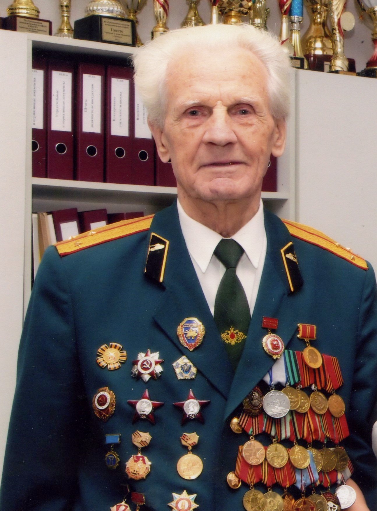 Мельников Леонид Иванович